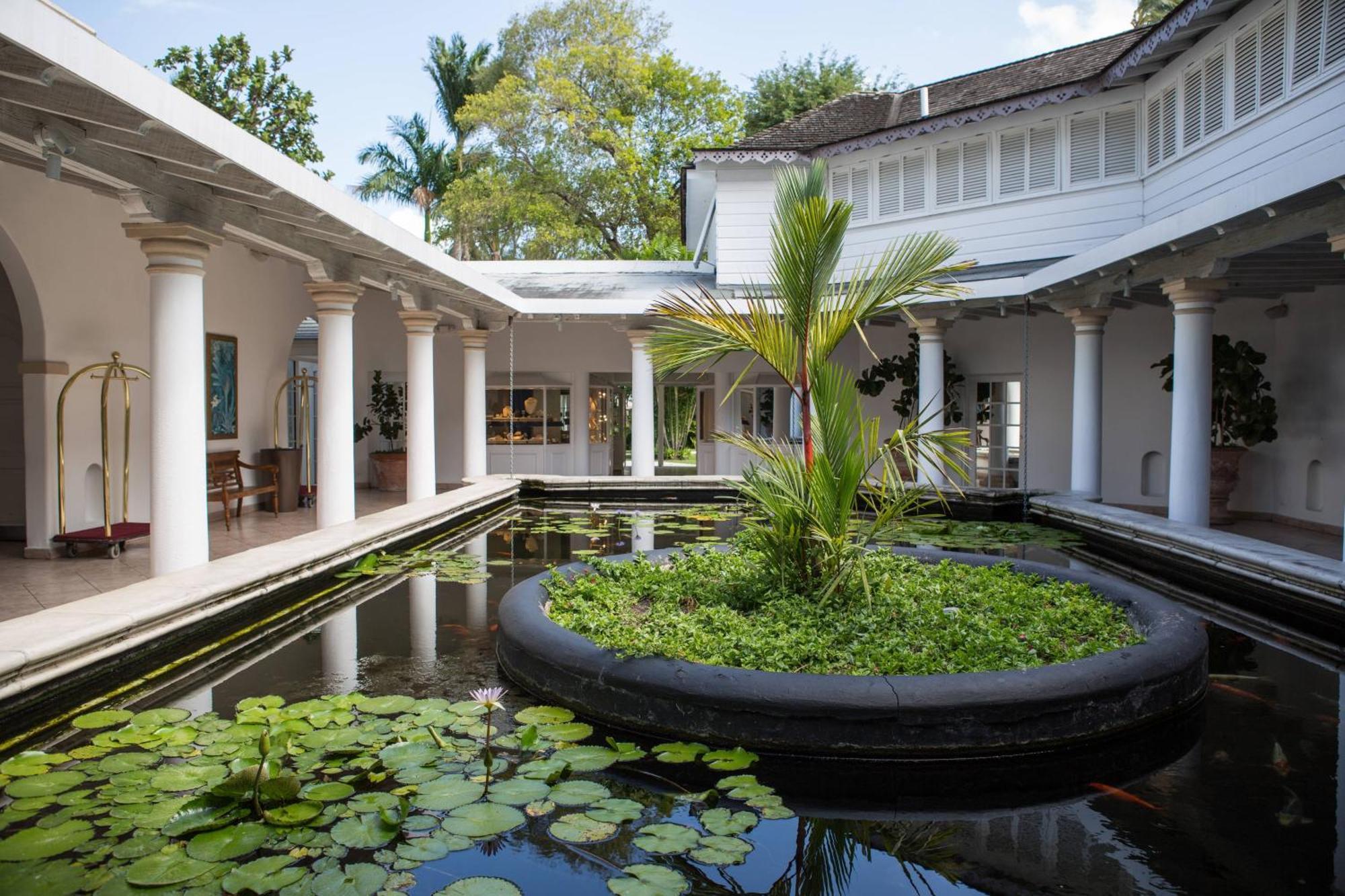 Colony Club By Elegant Hotels Saint James Luaran gambar